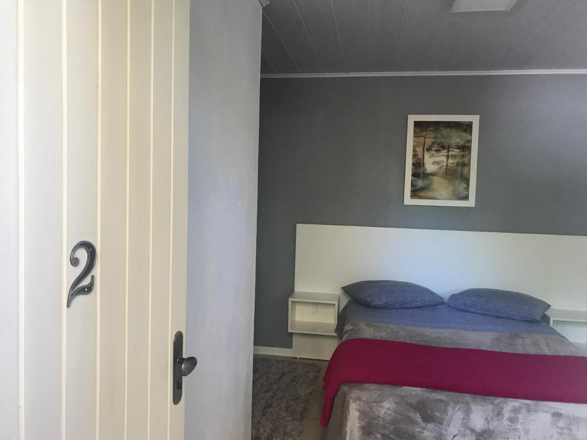 Suite Em Gramado, Proxima A Avenida Das Hortencias Bagian luar foto