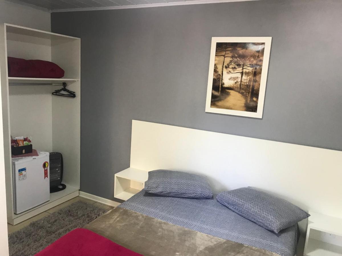 Suite Em Gramado, Proxima A Avenida Das Hortencias Bagian luar foto