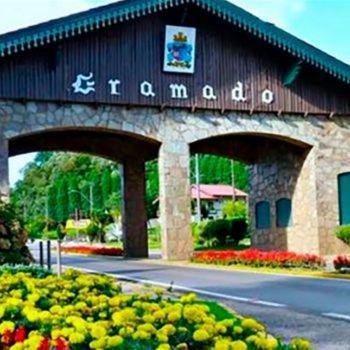 Suite Em Gramado, Proxima A Avenida Das Hortencias Bagian luar foto